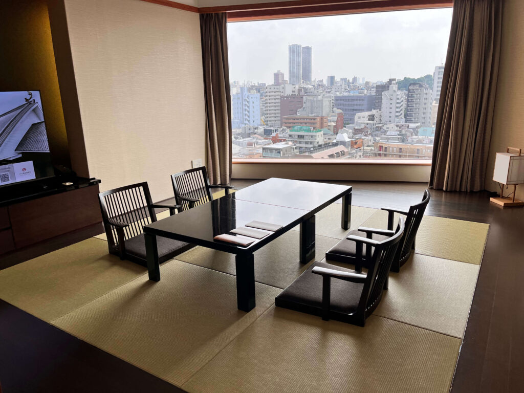 ホテル雅叙園東京の和洋室の小上がりの写真