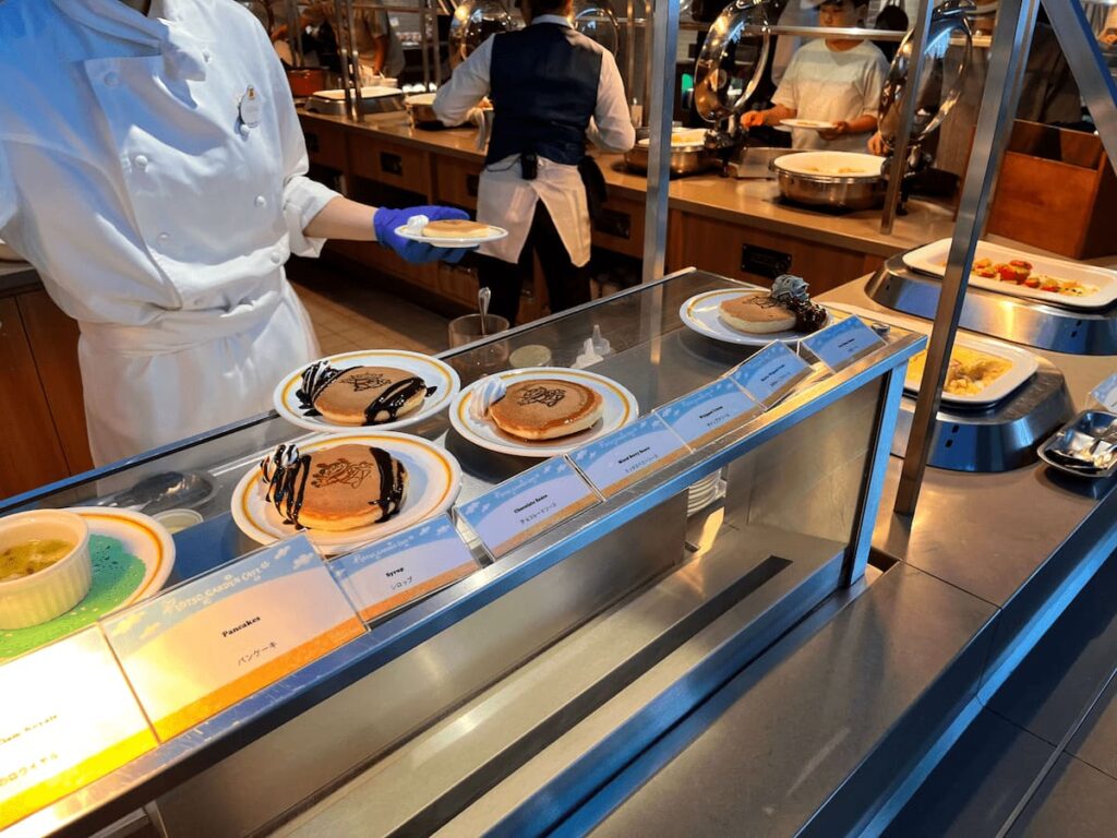 ロッツォガーデンカフェのブッフェ台