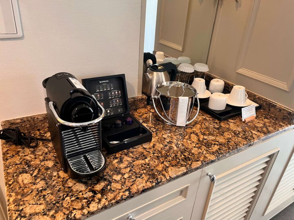 ドリンクコーナーの全景