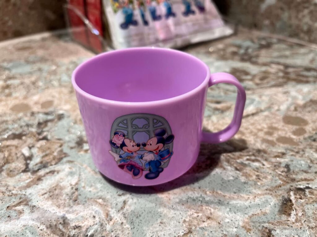 コップ